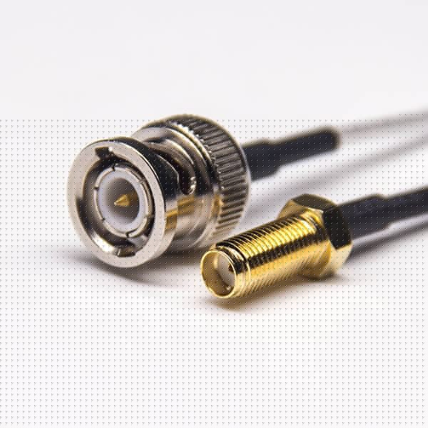 BNC監(jiān)控線180度公頭轉(zhuǎn)SMA180度母頭接RG316線 BNC監(jiān)控線180度公頭轉(zhuǎn)SMA180度母頭接RG316線